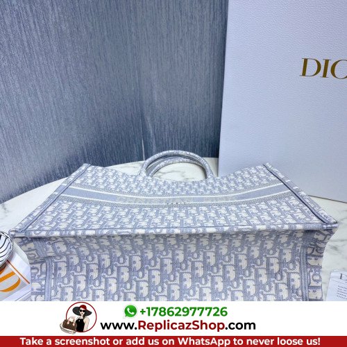 Dior Book Tote Large 42cm - Image 2