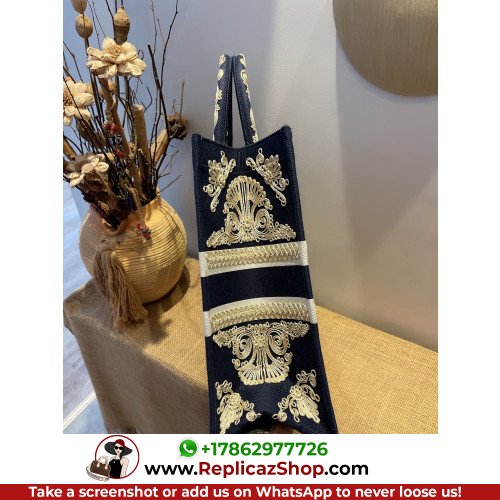 Dior Book Tote Large 42cm - Image 7