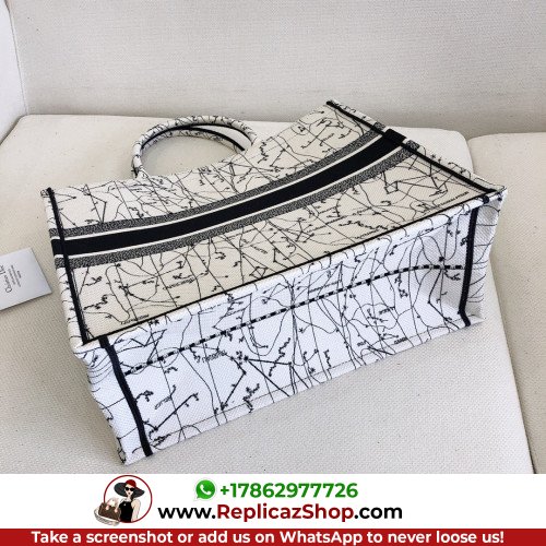 Dior Book Tote Large 42cm - Image 2