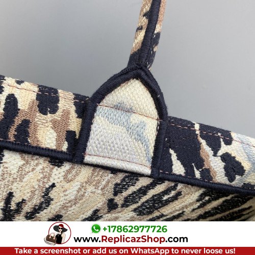 Dior Book Tote Large 42cm - Image 2