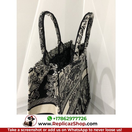 Dior Book Tote Large 42cm - Image 9