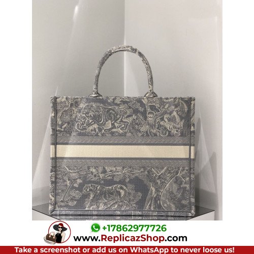 Dior Book Tote Large 42cm - Image 4