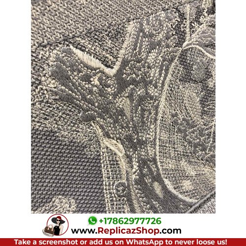 Dior Book Tote Large 42cm - Image 2