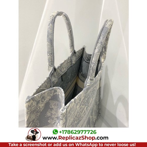 Dior Book Tote Large 42cm - Image 6