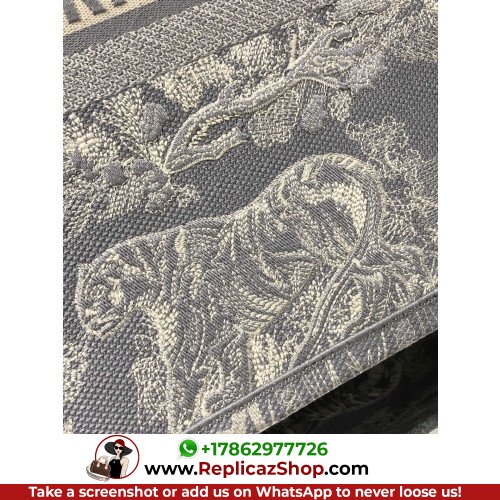 Dior Book Tote Large 42cm - Image 9