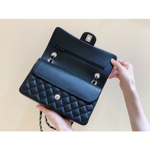 Chanel Flap Bag 25cm (Medium) - Image 2