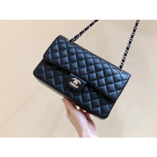 Chanel Flap Bag 25cm (Medium) - Image 8