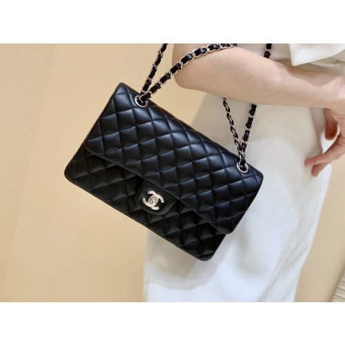 Chanel Flap Bag 25cm (Medium) - Image 10