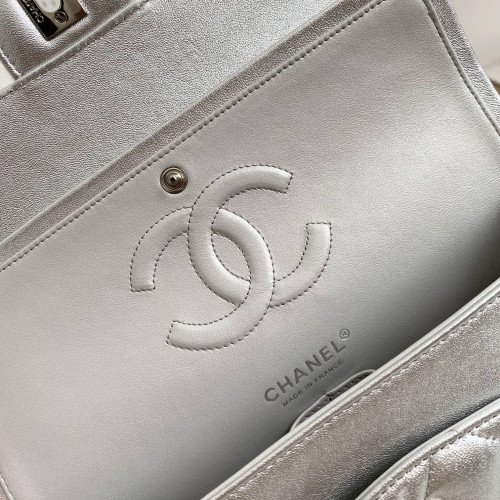 Chanel Flap Bag 25cm (Medium) - Image 10