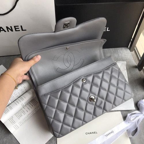 Chanel Flap Bag 30cm (Jumbo) - Image 3