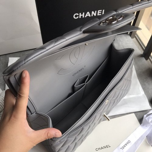 Chanel Flap Bag 30cm (Jumbo) - Image 5