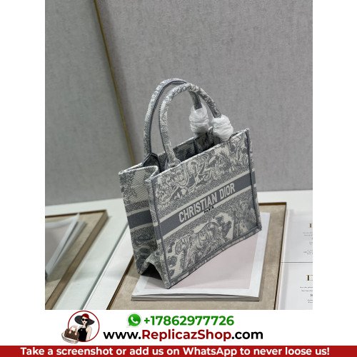 Dior Book Tote Small 26.5cm - Image 9