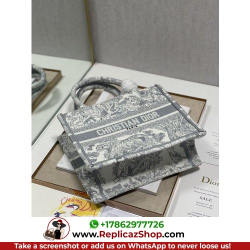 Dior Book Tote Small 26.5cm - Image 10