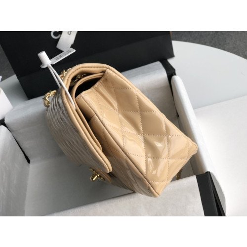 Chanel Flap Bag 25cm (Medium) - Image 3