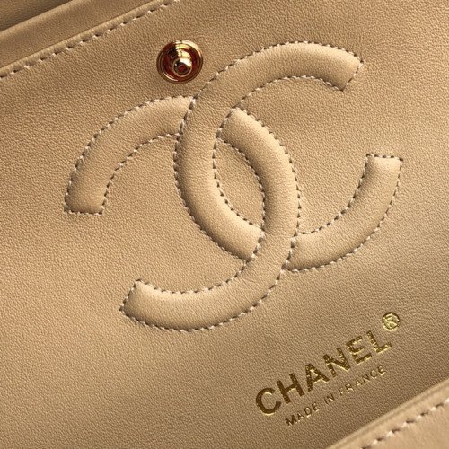 Chanel Flap Bag 25cm (Medium) - Image 10