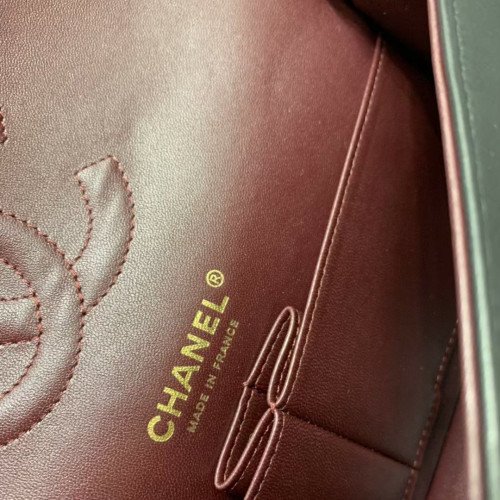 Chanel Flap Bag 25cm (Medium) - Image 2