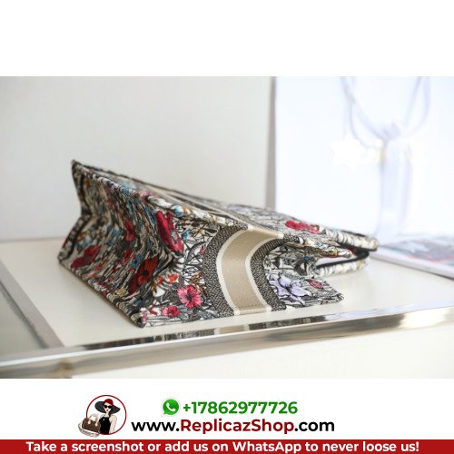 Dior Book Tote Medium 36cm - Image 3