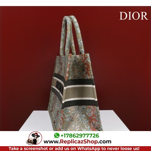 Dior Book Tote Medium 36cm - Image 2