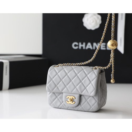 Chanel Flap Bag 17cm (Mini)