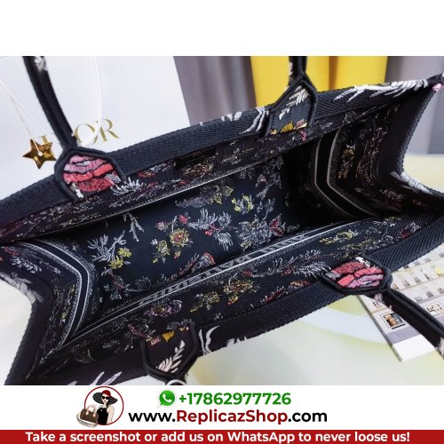 Dior Book Tote Large 42cm - Image 10