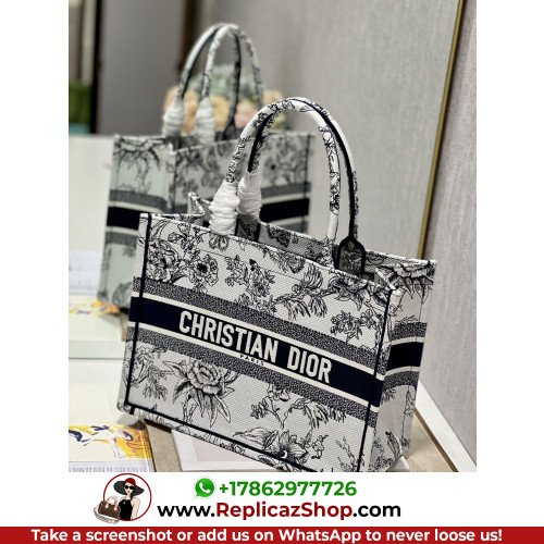 Dior Book Tote Medium 36cm - Image 2