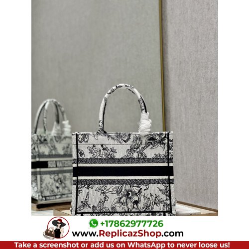 Dior Book Tote Small 26.5cm - Image 7