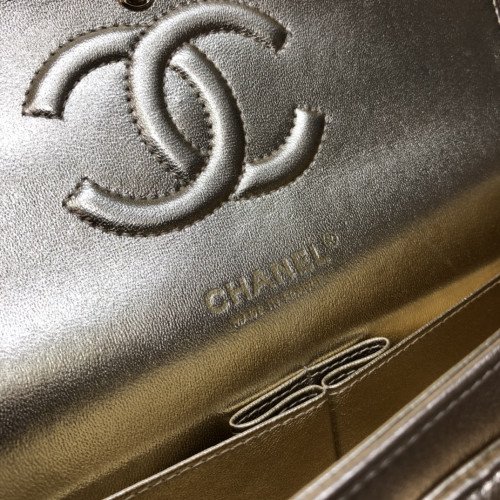 Chanel Flap Bag 25cm (Medium) - Image 10
