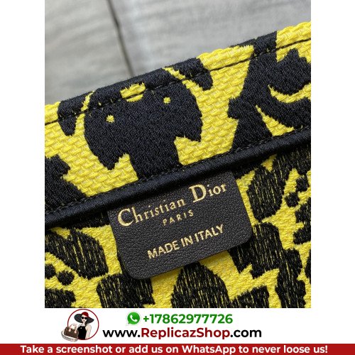 Dior Book Tote Medium 36cm - Image 10