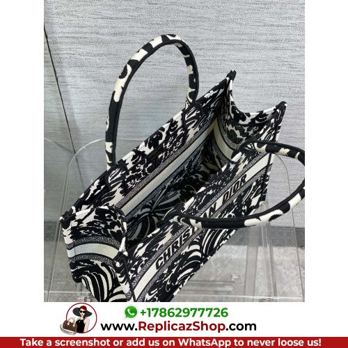 Dior Book Tote Medium 36cm - Image 9