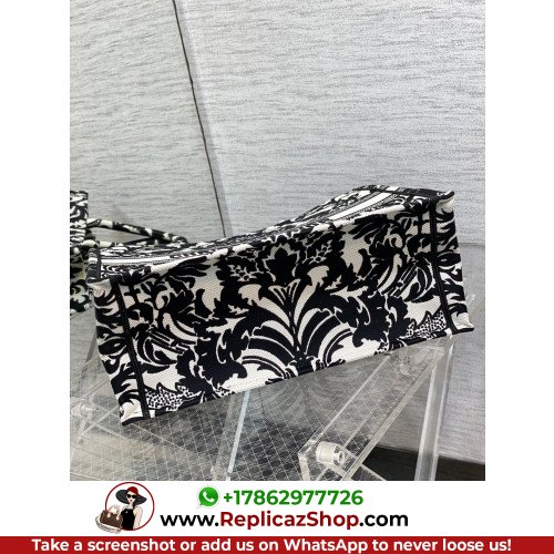 Dior Book Tote Large 42cm - Image 8