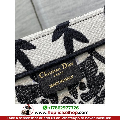 Dior Book Tote Large 42cm - Image 10