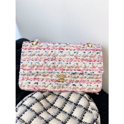 Chanel Flap Bag 25cm (Medium)