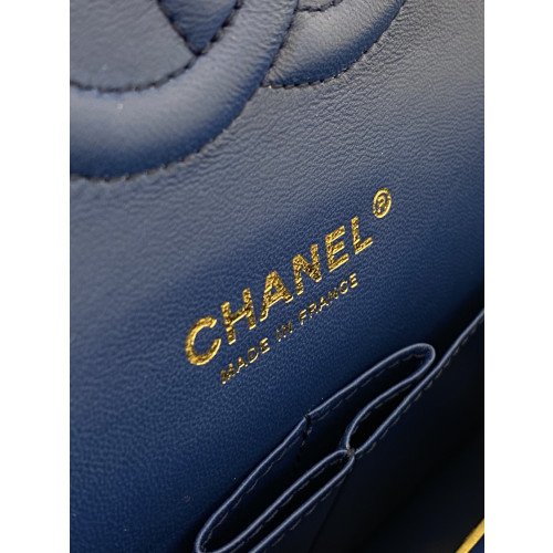 Chanel Flap Bag 25cm (Medium) - Image 10