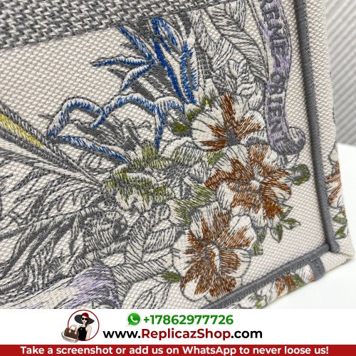 Dior Book Tote Large 42cm - Image 6