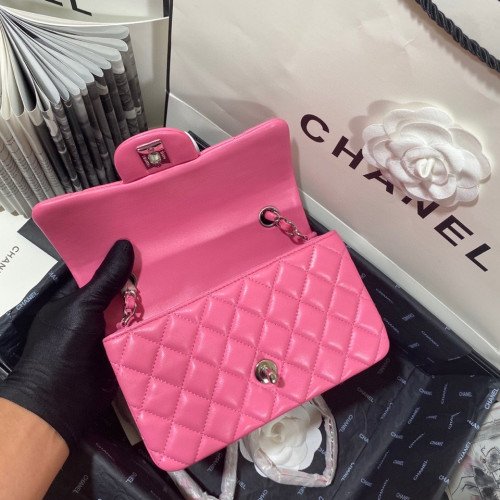 Chanel Flap Bag 20cm (Mini) - Image 9