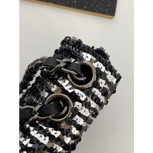 Chanel Flap Bag 20cm (Mini) - Image 7