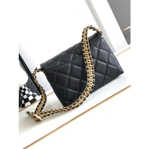 Chanel Flap Bag 20cm (Mini) - Image 4