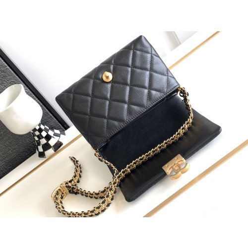 Chanel Flap Bag 20cm (Mini) - Image 8