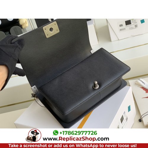 Chanel Boy Bag Caviar 25cm Medium Lushentic AAAAA grade replica - Image 4