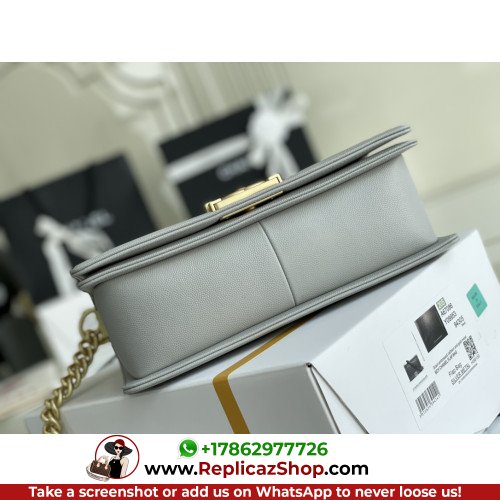 Chanel Boy Bag Caviar 25cm Medium Lushentic AAAAA grade replica - Image 6