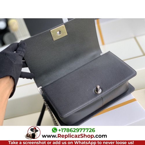 Chanel Boy Bag Caviar 25cm Medium Lushentic AAAAA grade replica - Image 6