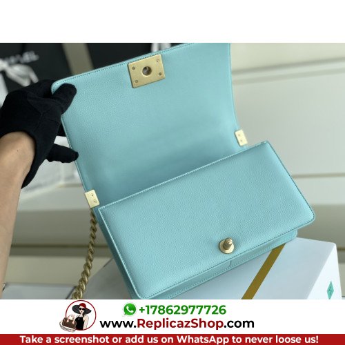 Chanel Boy Bag Caviar 25cm Medium Lushentic AAAAA grade replica - Image 10