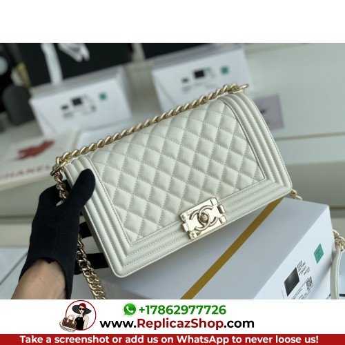Chanel Boy Bag Caviar 25cm Medium Lushentic AAAAA grade replica - Image 10