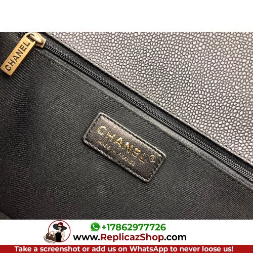 Chanel Boy Bag Caviar 28cm New Medium Lushentic AAAAA grade replica - Image 2