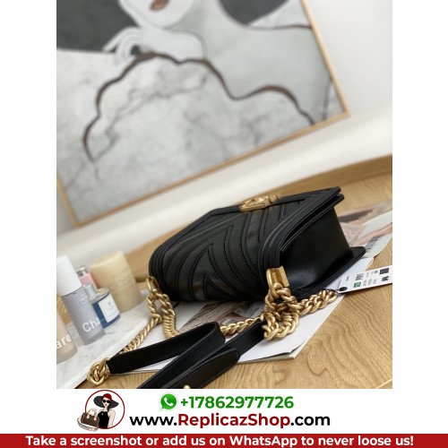 Chanel Boy Bag Caviar 25cm Medium Lushentic AAAAA grade replica - Image 5