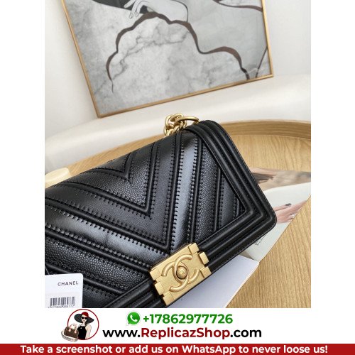 Chanel Boy Bag Caviar 25cm Medium Lushentic AAAAA grade replica - Image 9