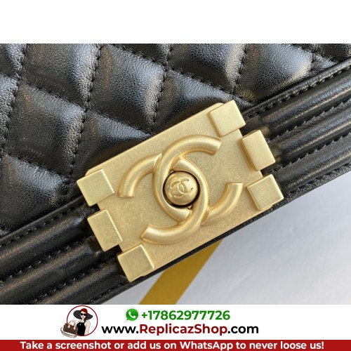 Chanel Boy Bag Lambskin 20cm Small Lushentic AAAAA grade replica - Image 3