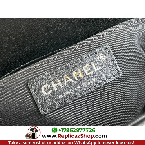 Chanel Boy Bag Lambskin 20cm Small Lushentic AAAAA grade replica - Image 5