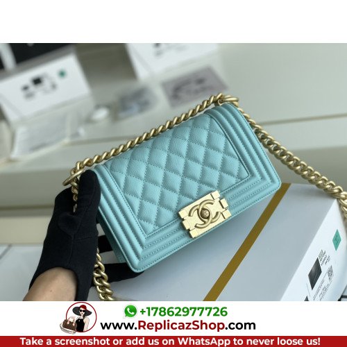 Chanel Boy Bag Caviar 20cm Small Lushentic AAAAA grade replica - Image 3