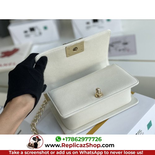 Chanel Boy Bag Caviar 20cm Small Lushentic AAAAA grade replica - Image 7